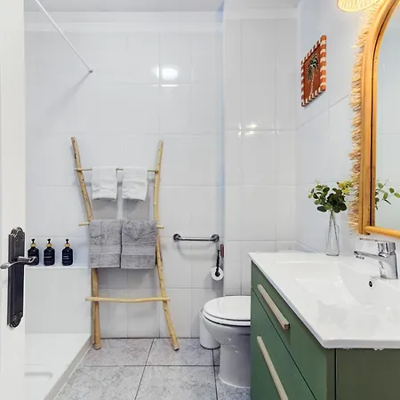 Apartman 7 Min L Pool L Wifi L Sunbeds L Kid Friendly