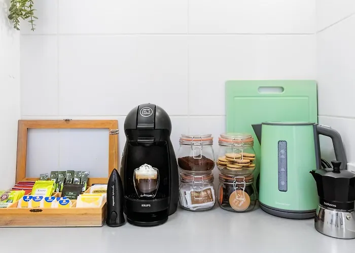 7 Min L Pool L Wifi L Sunbeds L Kid Friendly Апартаменты