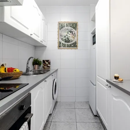 アパート 7 Min L Pool L Wifi L Sunbeds L Kid Friendly アデヘ