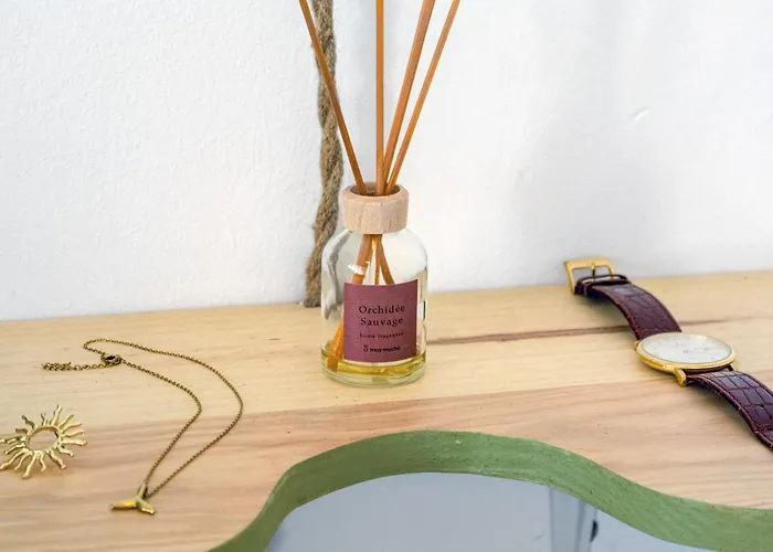 7 Min L Pool L Wifi L Sunbeds L Kid Friendly Apartment